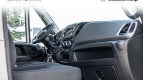 IVECO Daily 35S18 V FURGON