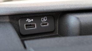 IVECO Daily 35S18 V FURGON