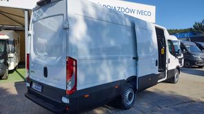 IVECO Daily 35S18 V FURGON